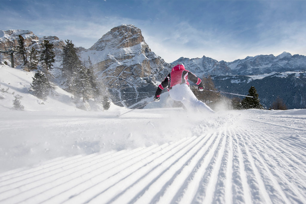 Skiing in the Dolomiti Superski ski resorts